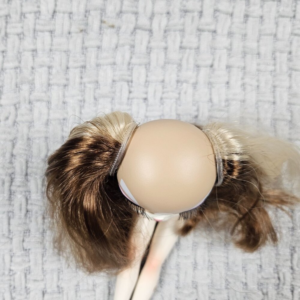 Pinkie Cooper Fashion Doll Nude - Picture 11 of 11